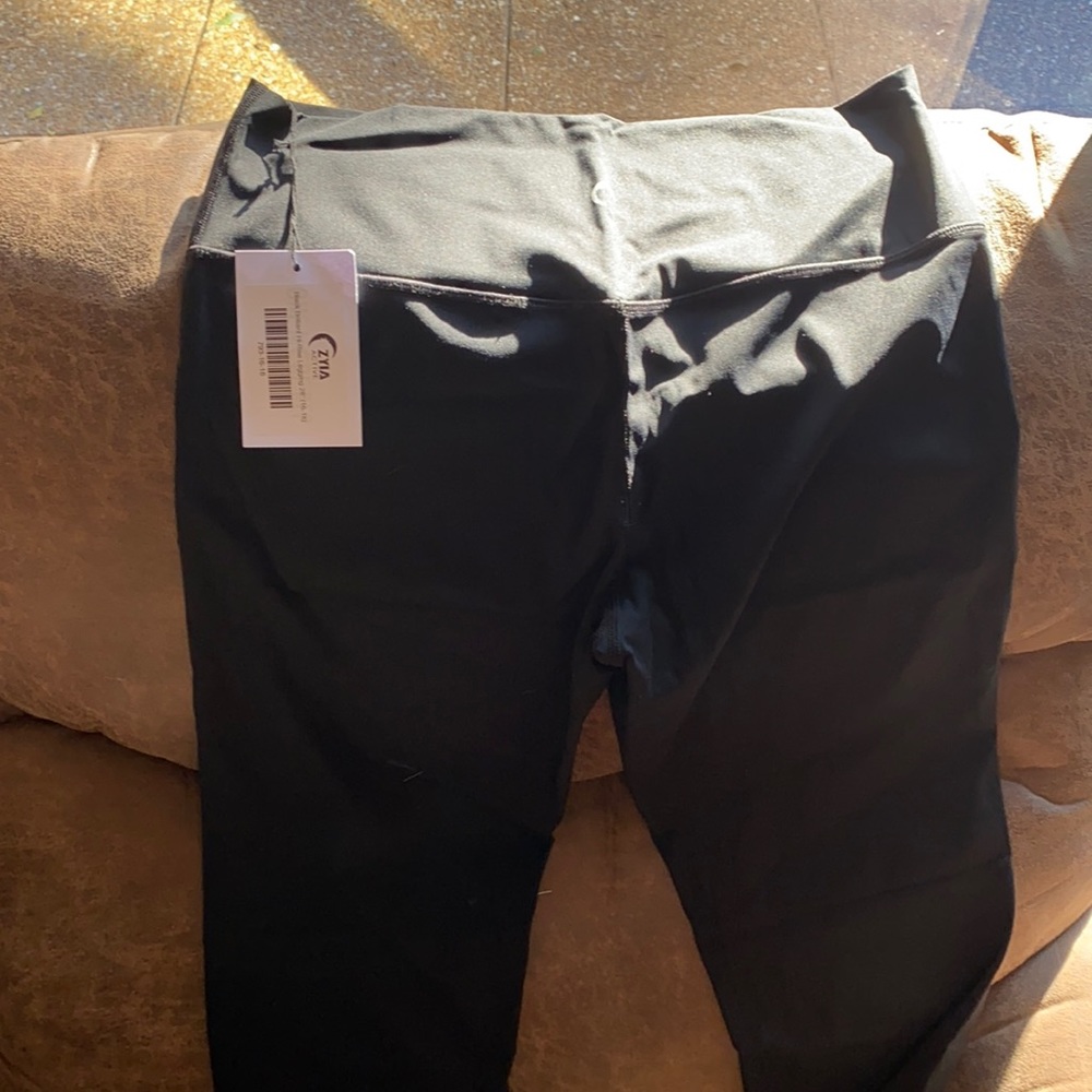 Nwt Zyia black brilliant hi-rise legging 28”